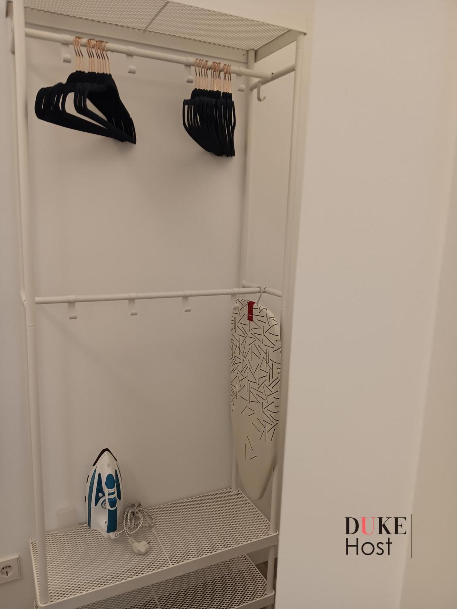 Puerta De Hierro Apartments Мадрид Екстериор снимка